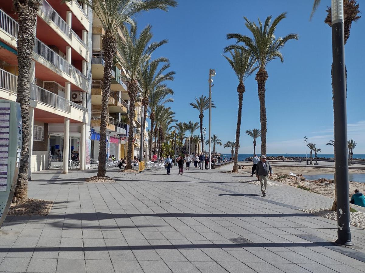 Sunny Appartment With Pool Torrevieja Center エクステリア 写真